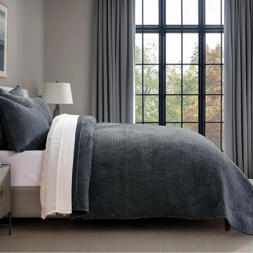 🆕 PB Style 3 Piece Queen Stormy Blue Luxe Soft Velvet Quilt Coverlet Set.